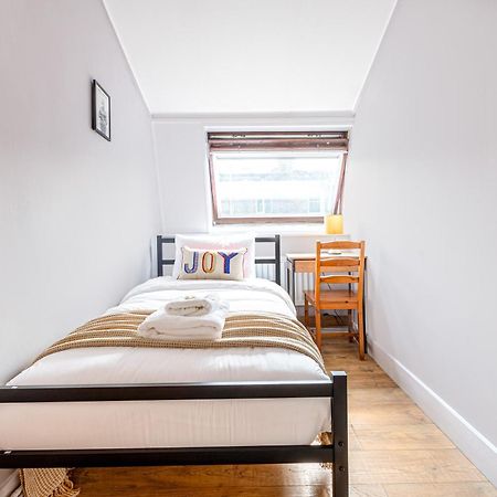 Magnificent 3Br Apt With Balcony London Exterior photo